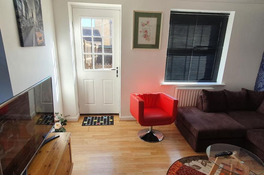 Mannys Apartment - Nice & Cozy 4Bed Flagship Lodge