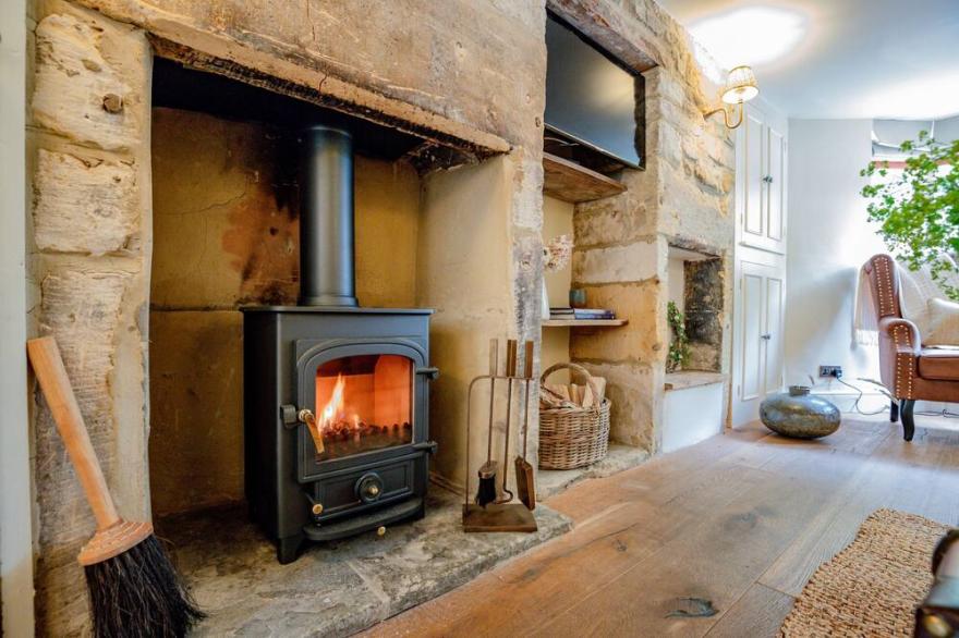 Two bedroom period Cotswold holiday cottage in Moreton-in-Marsh - Wendle Cottage