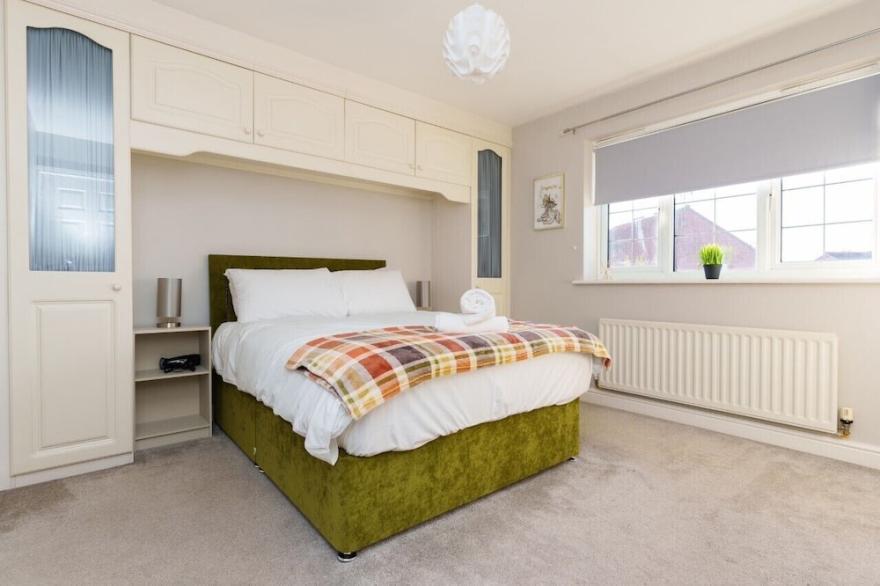 Redgrave Detached home with free parking