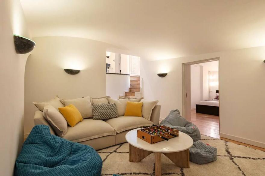 Luxury Living on Hyde Park