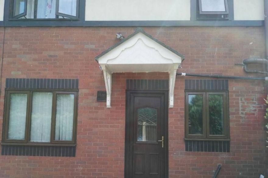 4 BEDROOM ENTIRE HOUSE NEAR MANCHESTER CITY STADIUM