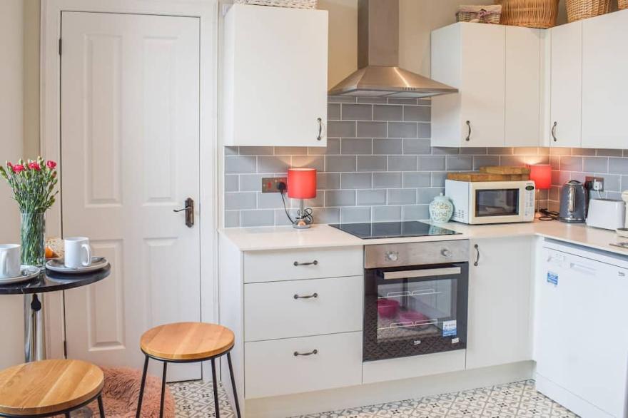 2 bedroom accommodation in Helensburgh, near Loch Lomond