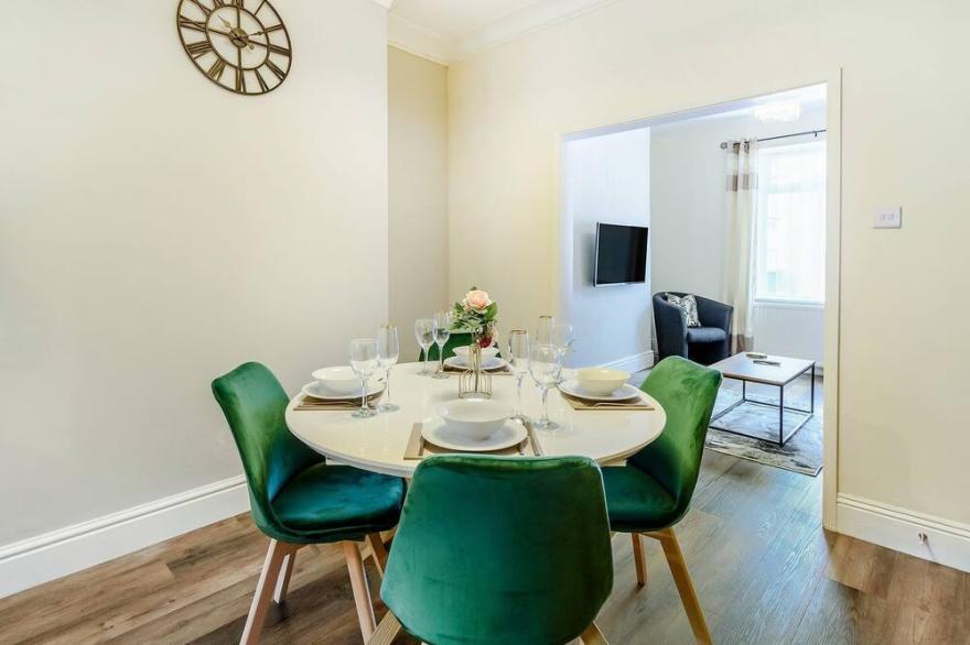 3 bedroom accommodation in Scarborough