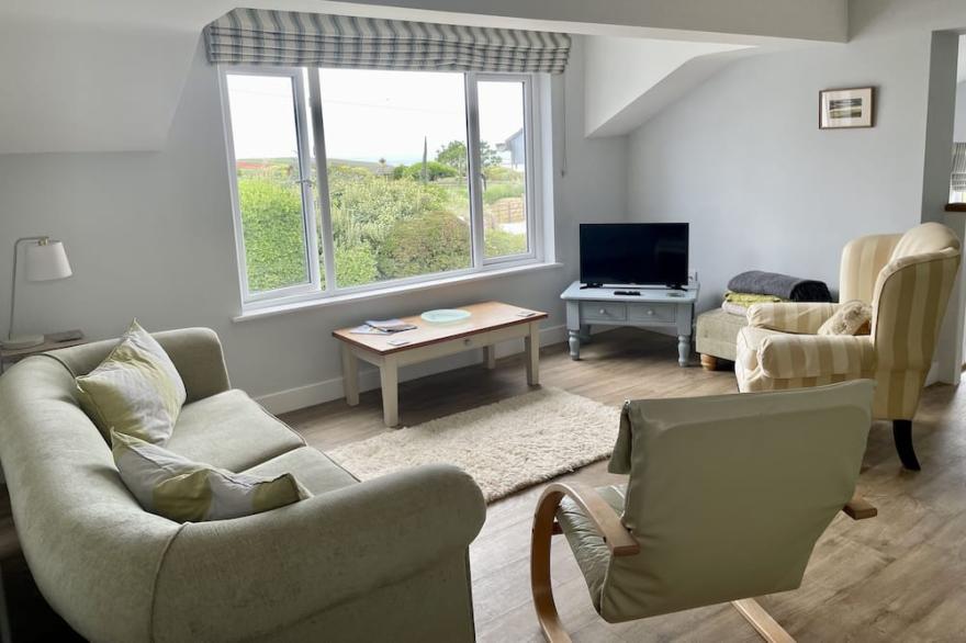 Sea Views, Crantock, Sleeps 4, Private Lane.