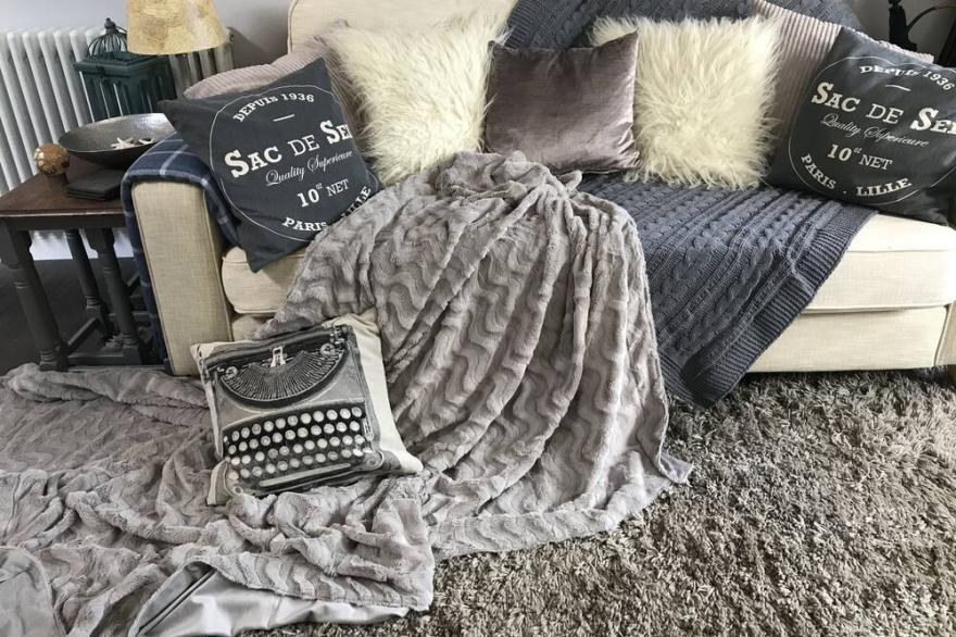 Dippy cottage - a perfect romantic escape, offering private luxury to indulge in
