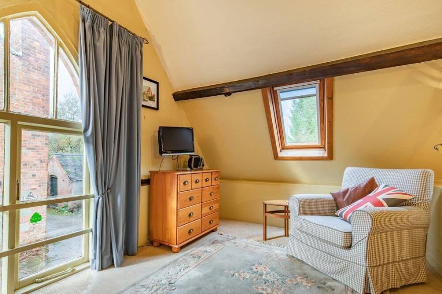 1 bedroom accommodation in Shirley, near Ashbourne