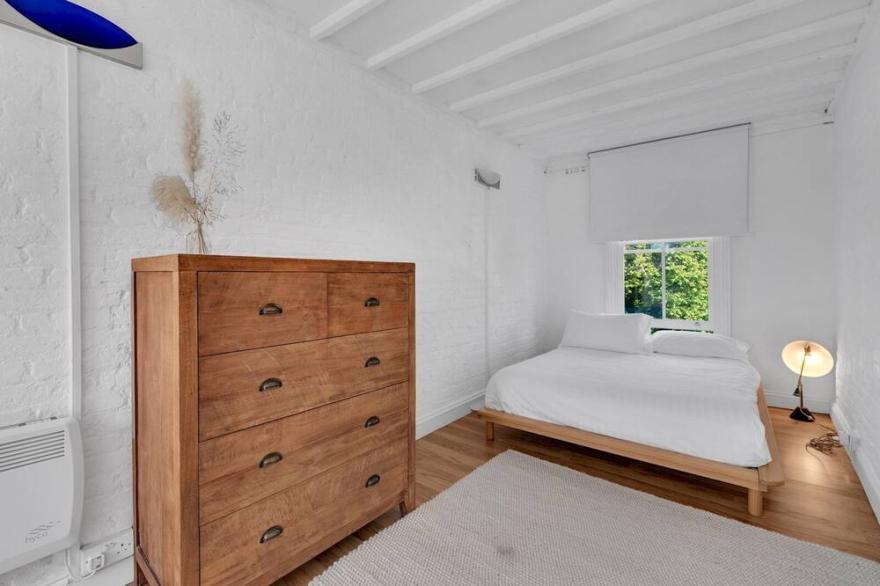 Unique London Townhouse | Pass the Keys