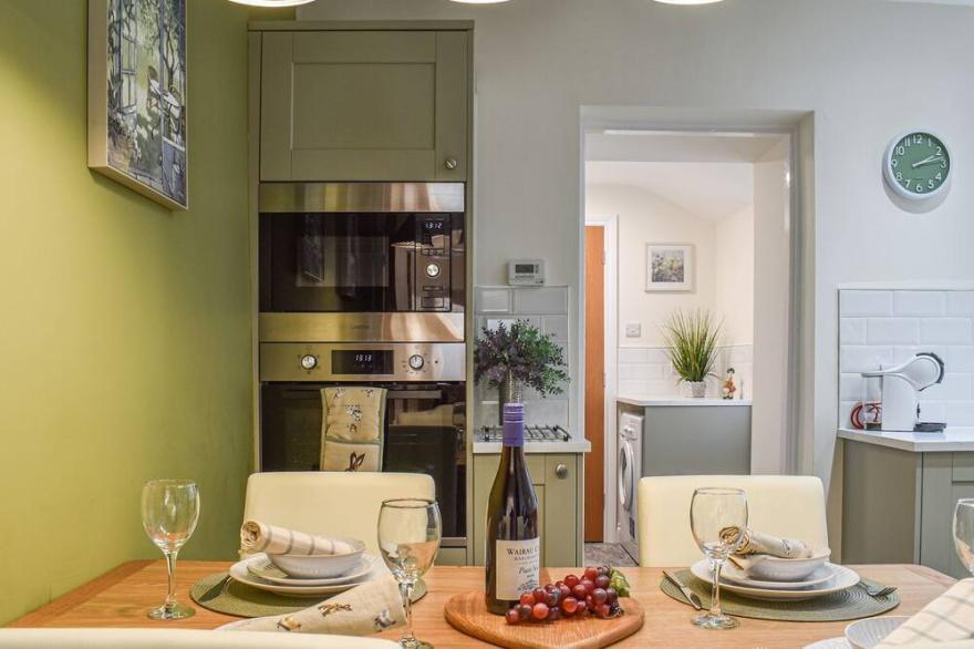 2 bedroom accommodation in Bowness-On-Windermere