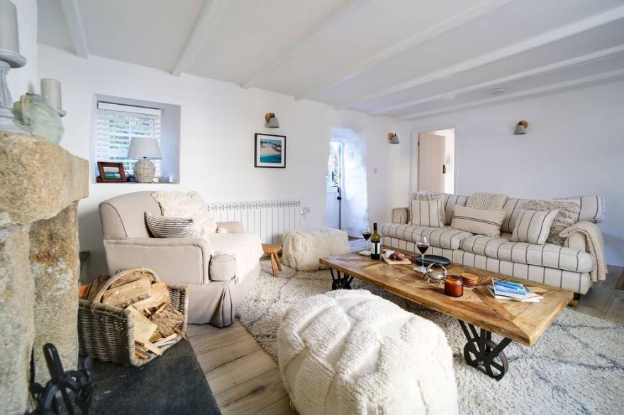 Beautiful Cottage set in the heart of St Teath Cornwall Sleeps 4