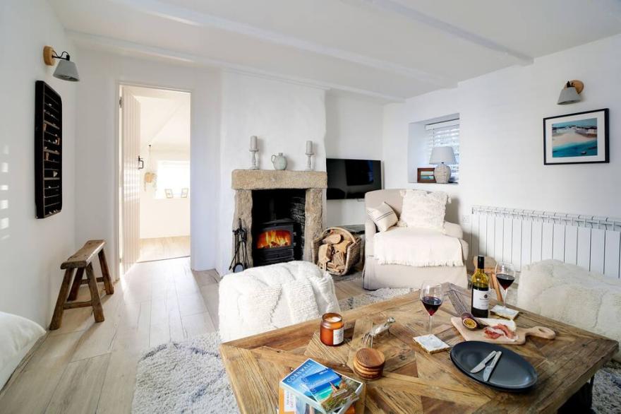 Beautiful Cottage set in the heart of St Teath Cornwall Sleeps 4