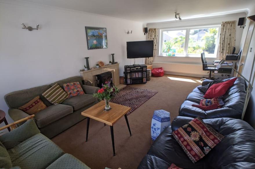 5 Mins From Beach, House in Rock, Cornwall With Sauna and Garden