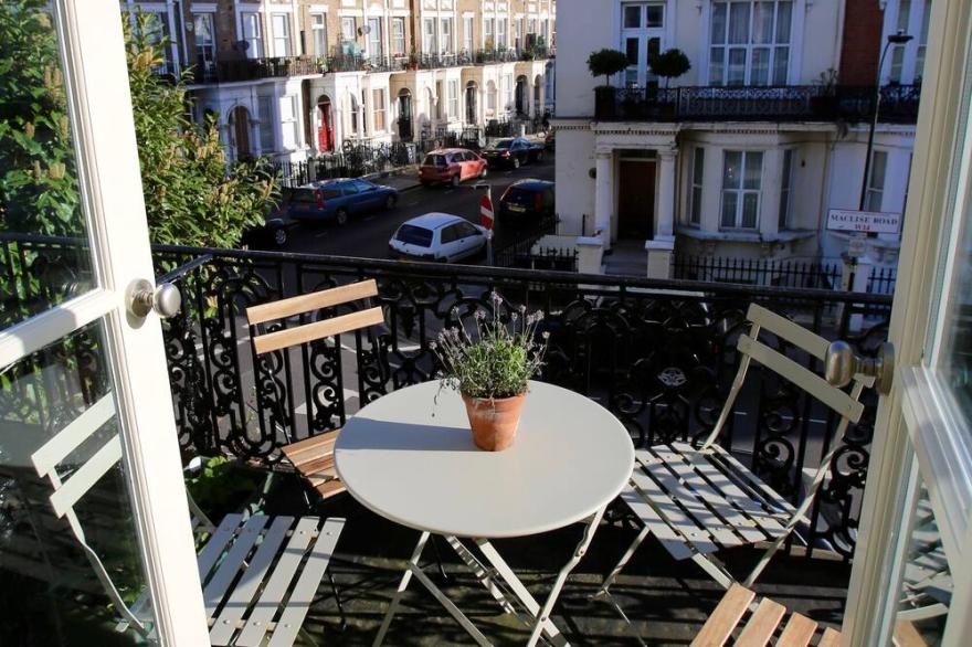 Gorgeous apartment in Kensington Olympia