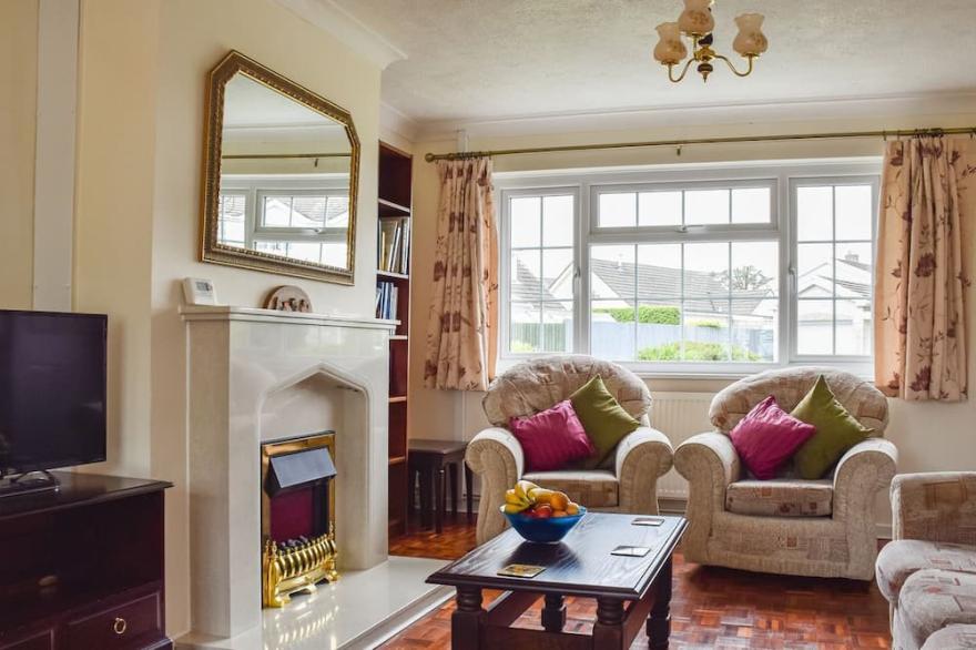 3 bedroom accommodation in Treoes