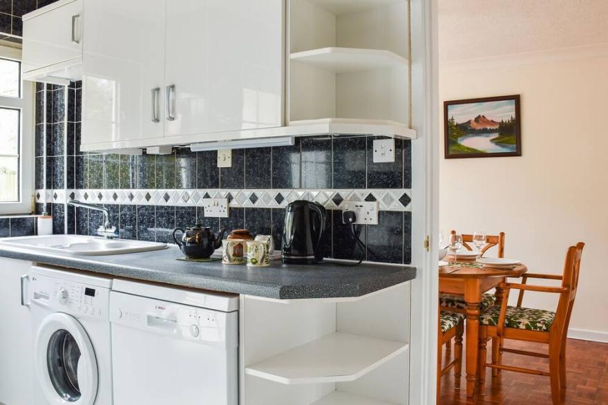 3 bedroom accommodation in Treoes