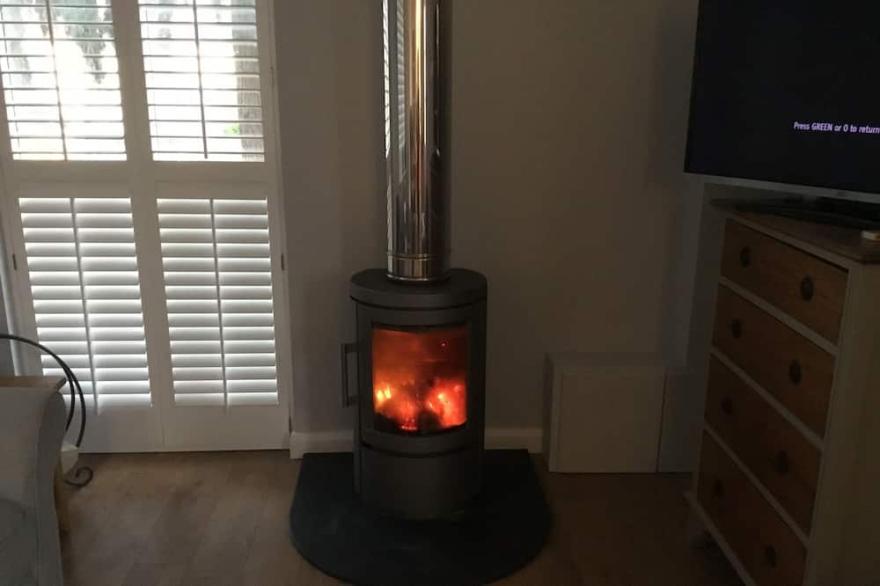 cosy cotswold cottage