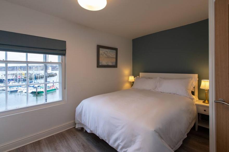 Historical townhouse, complete refurbishment 2022