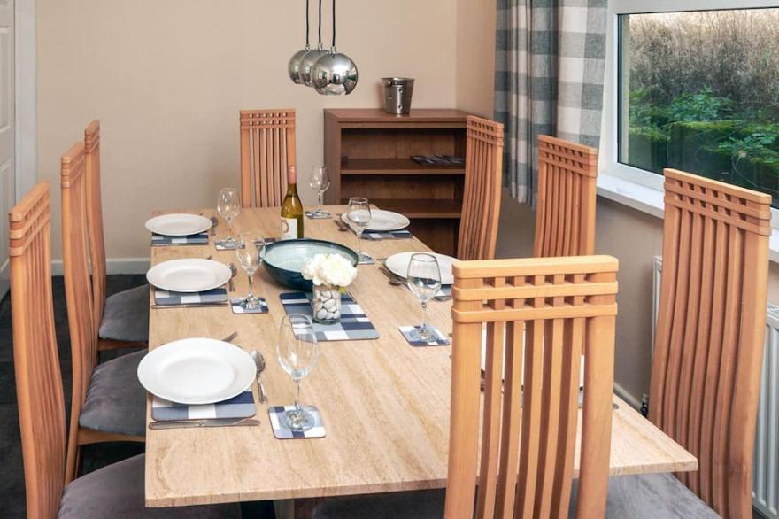 4 bedroom accommodation in Paignton