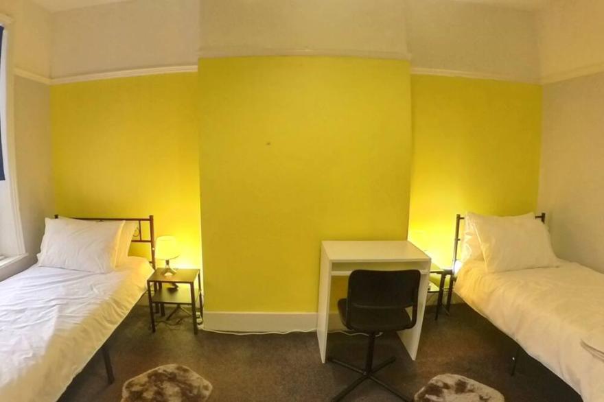 5 Bed House In Newcastle Central