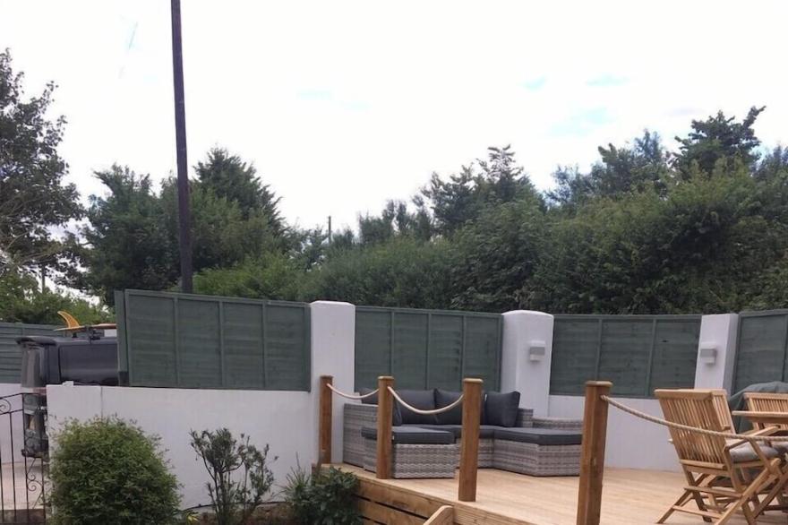 Stylish Self-catered House in Idyllic Position - Stratton, Bude - FREE SURF HIRE