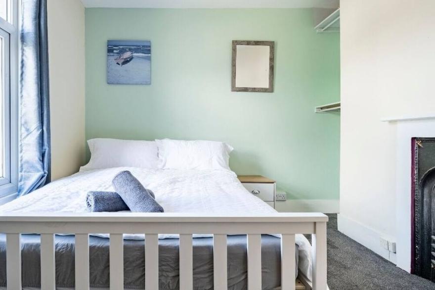 Lovely 3-Bed House in Maidstone