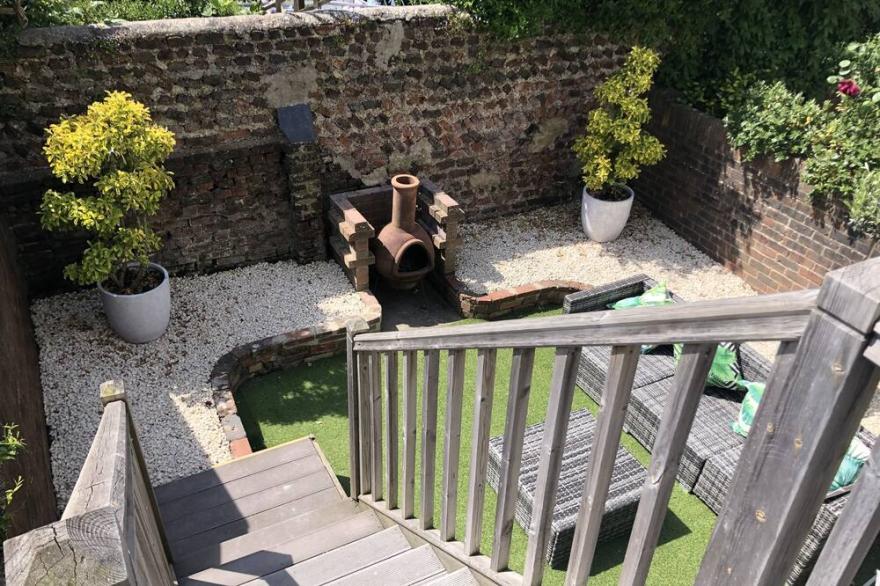 Very Spacious 2/3 bed Maisonette Central Hove, With Sunny South Facing Garden