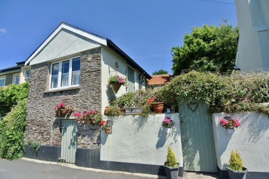 Charming cottage in gorgeous village by the sea