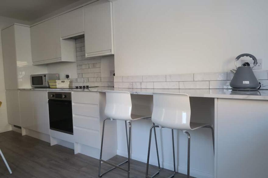 Shorley Wall - 450m to Beach/Shops & Free Parking for 2 Cars on drive