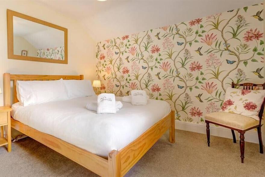 PARK VIEW, family friendly, with open fire in Ambleside