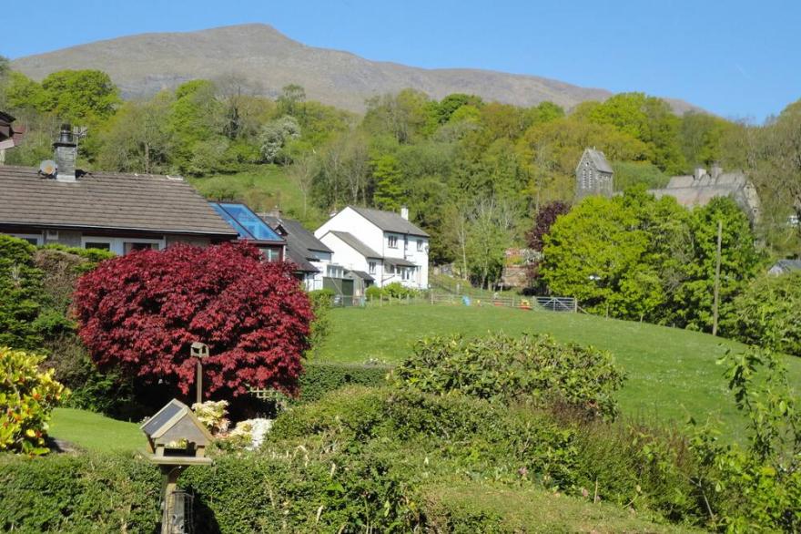 SUNBEAM COTTAGE, family friendly, with open fire in Coniston