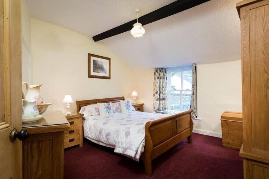 SUNBEAM COTTAGE, family friendly, with open fire in Coniston