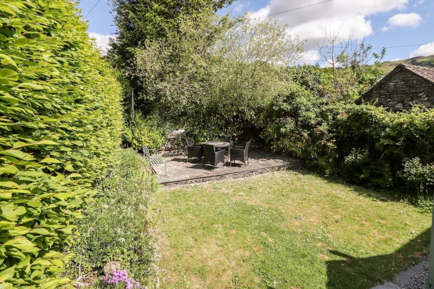 RIVER BANK (LANGDALE), family friendly, with open fire in Langdale