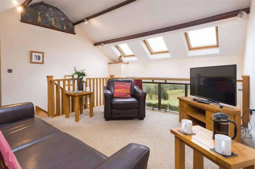 NEST BARN, pet friendly, with a garden in Keswick