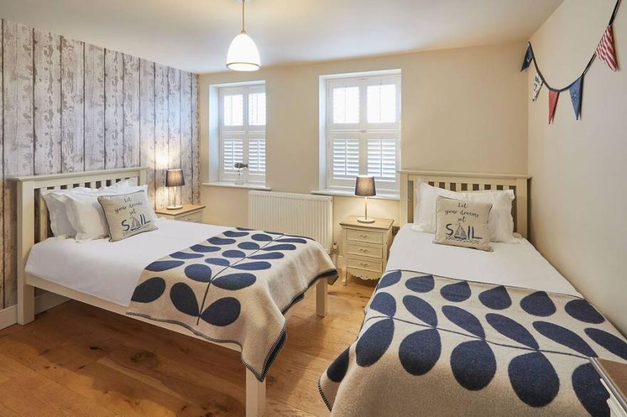 Host & Stay | Turnstone Cottage