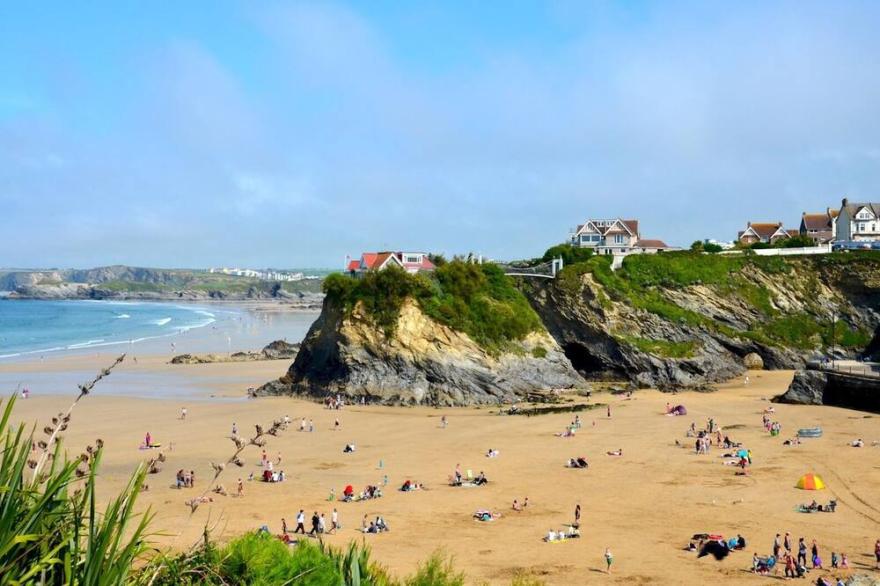 Pass the Keys | Newquay Centre 3 Storey 1920s Town House