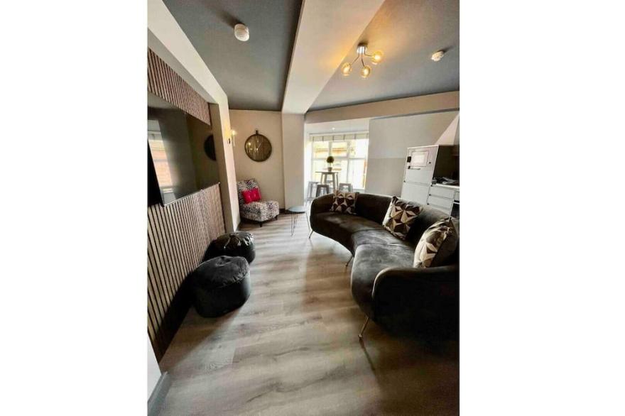 Vogue 2 bedroom apartment in central Blackpool