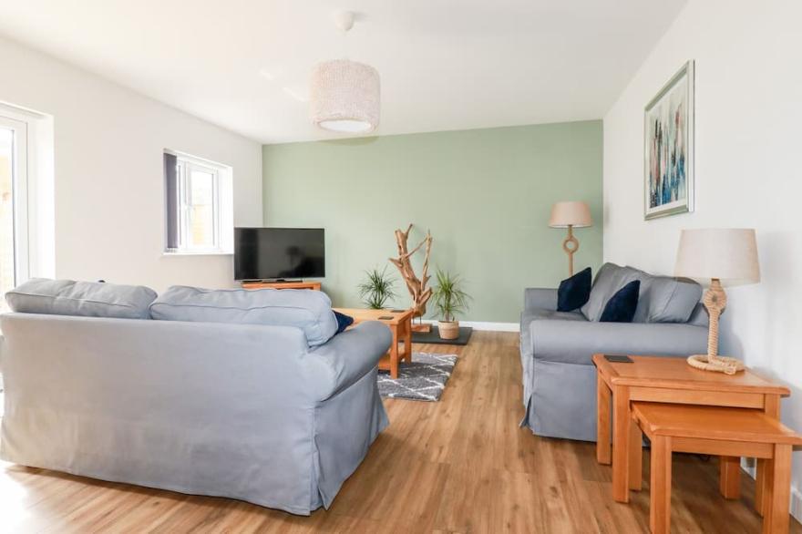 PENN-AN-VOWNDER, family friendly, with a garden in Quintrell Downs