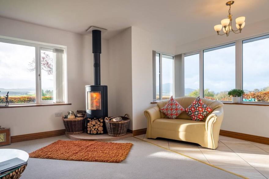 SHERRIFF, family friendly, with open fire in Penrith
