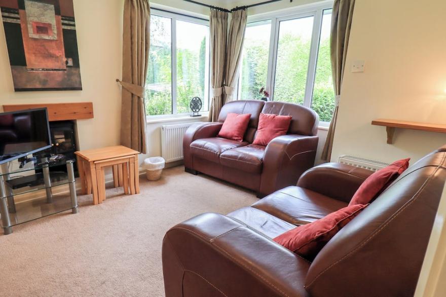 BIRCH KNOLL, family friendly, with a garden in Ambleside