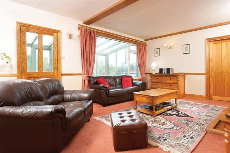 STONE HOWE, family friendly, with a garden in Ambleside
