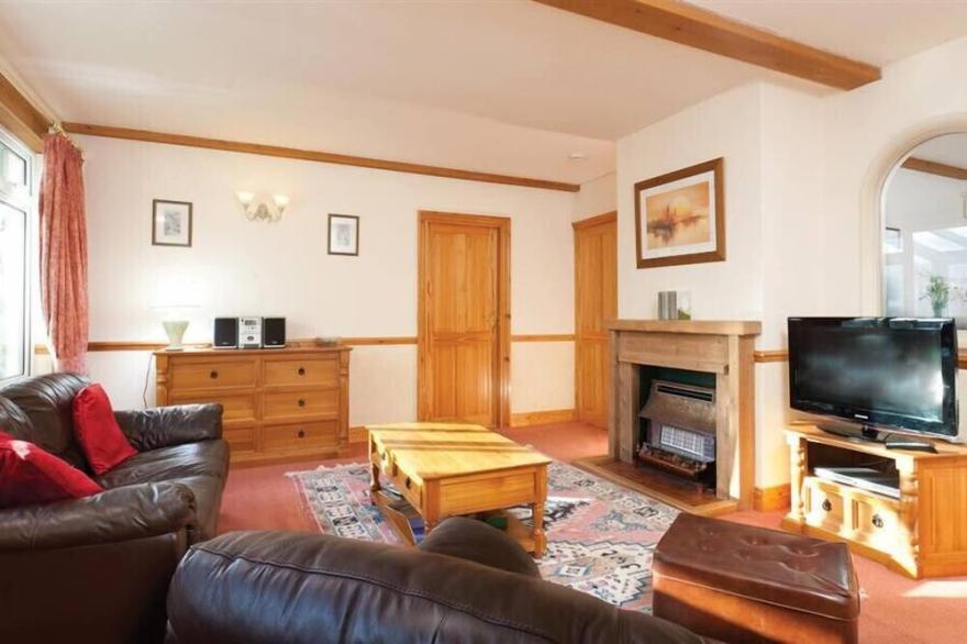 STONE HOWE, family friendly, with a garden in Ambleside