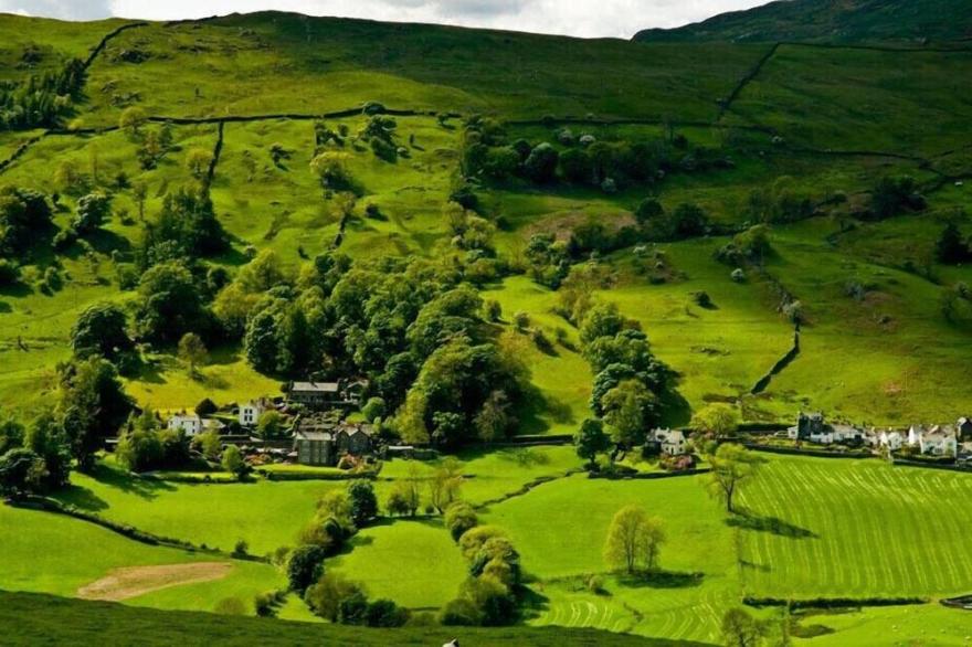 SYKE VILLA, family friendly, with a garden in Troutbeck
