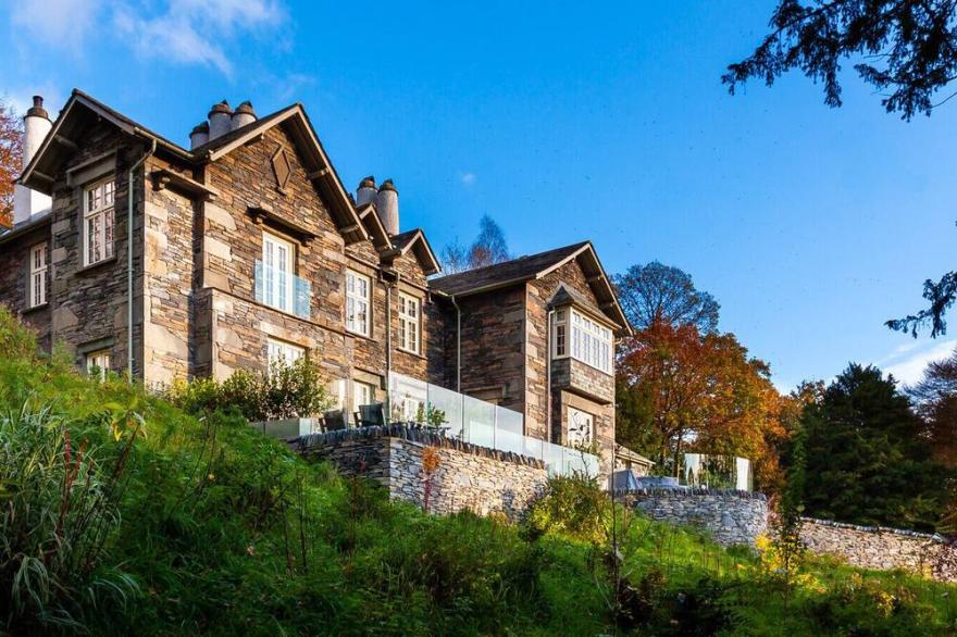 LARNA PLACE, family friendly, with a garden in Ambleside