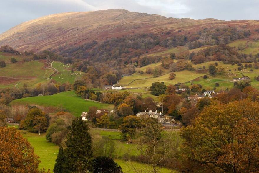 LARNA PLACE, family friendly, with a garden in Ambleside