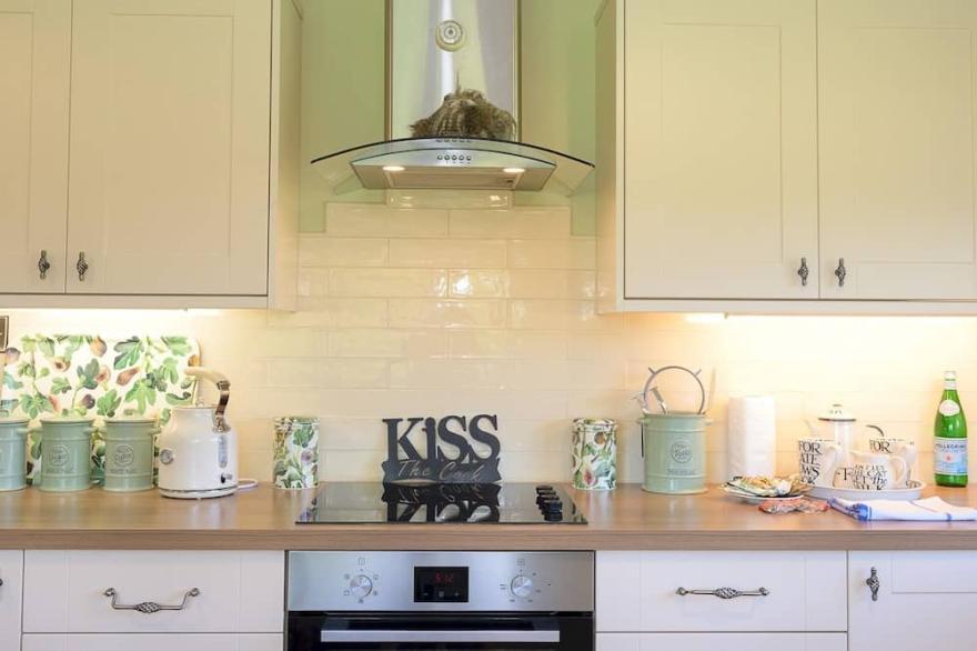 Pass the Keys | Porth Vaynor Farmhouse and Gardens