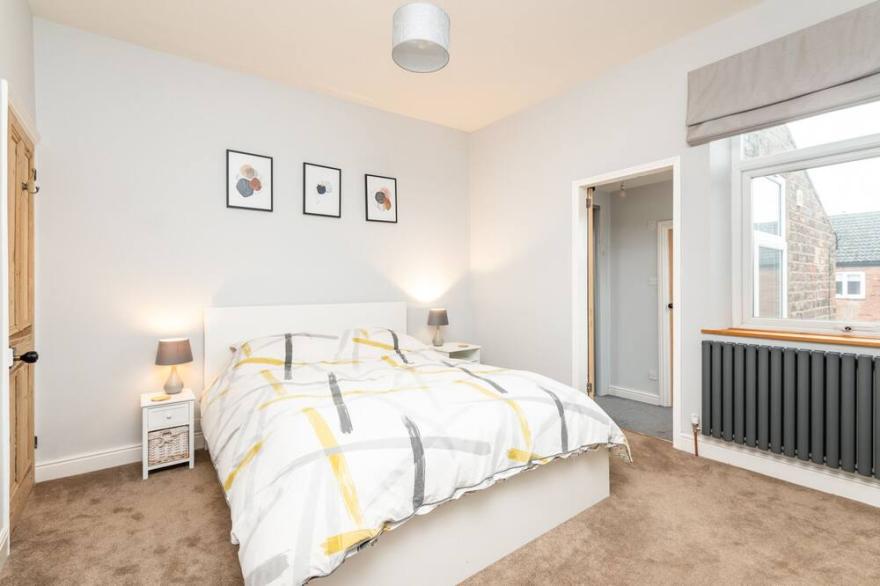 Gorgeous House in York with Free Parking