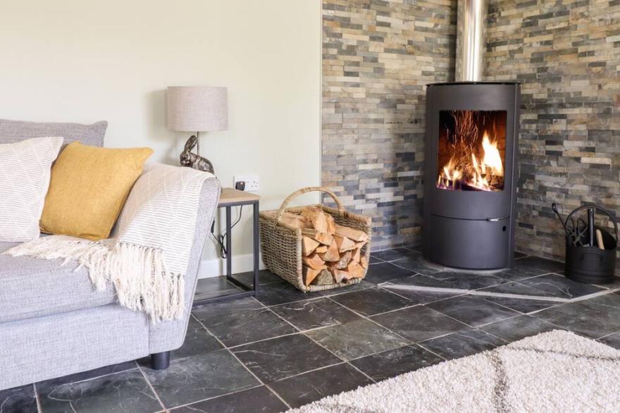 YSGUBOR CRAIG Y GRONFA, family friendly, with open fire in Mallwyd