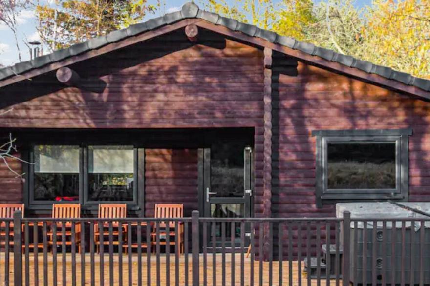 2 bedroom accommodation in Blairgowrie