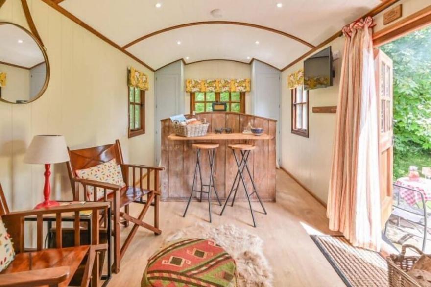 The Shepherds Hut -  a tremaine manor that sleeps 2 guests  in 1 bedroom