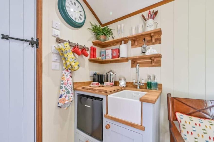 The Shepherds Hut -  a tremaine manor that sleeps 2 guests  in 1 bedroom