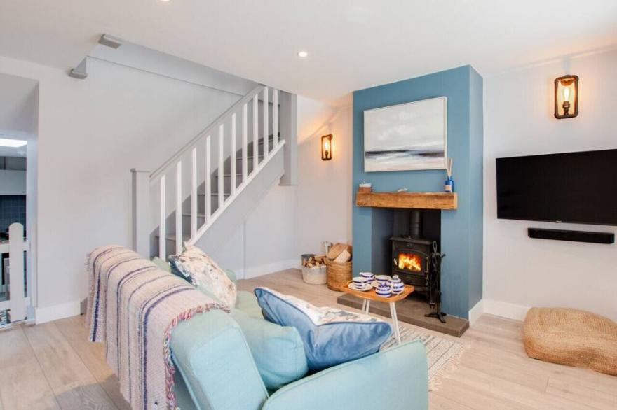 Bwthyn Bach - One Bedroom House, Sleeps 2